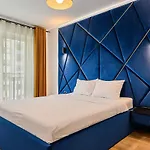 Elite 303 Apartment *