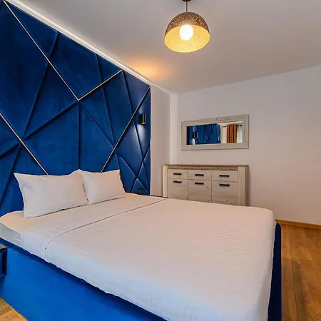 Elite 303 Apartment *