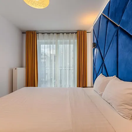 Apartment Elite 303 *