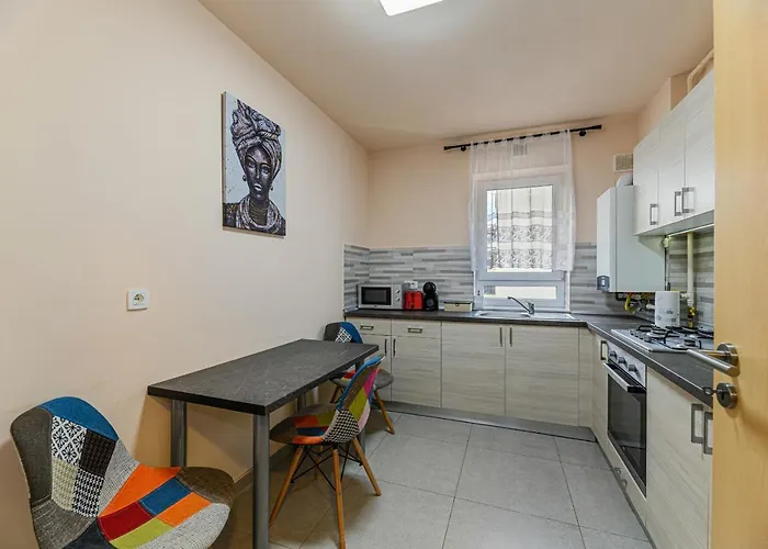 Elite 303 Apartment *